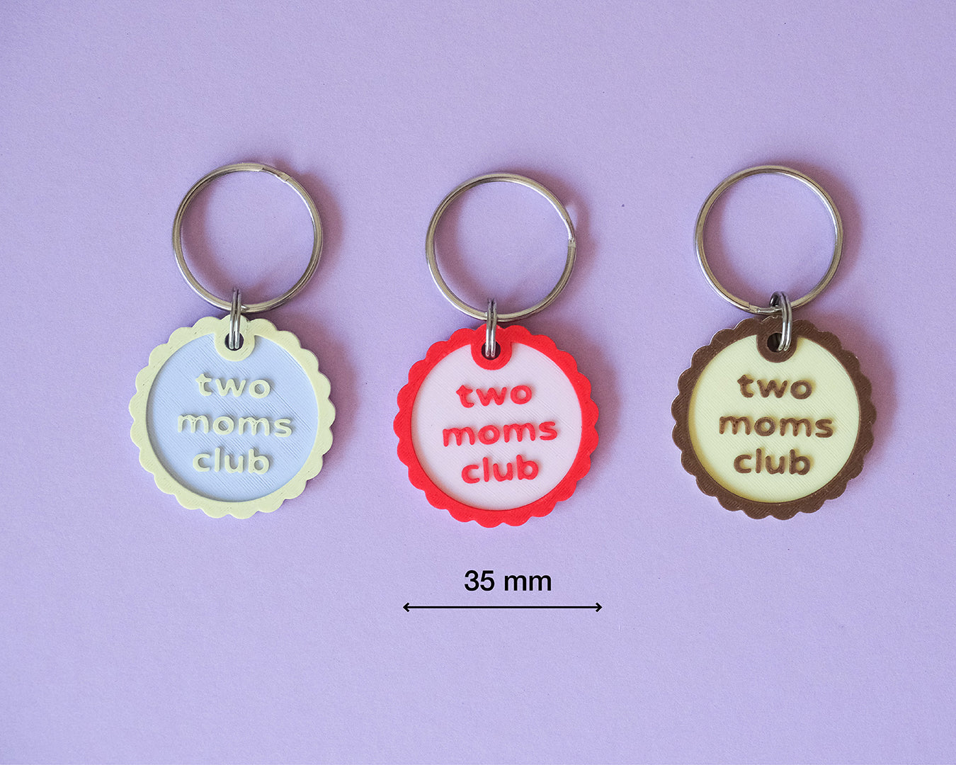 Two Moms Club Scalloped Keyring